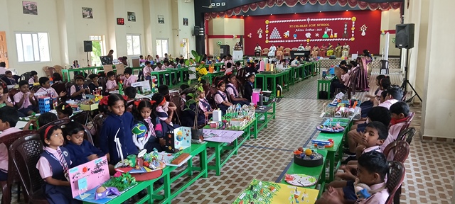 SCIENCE EXPO - ADRIEN SCI FEST